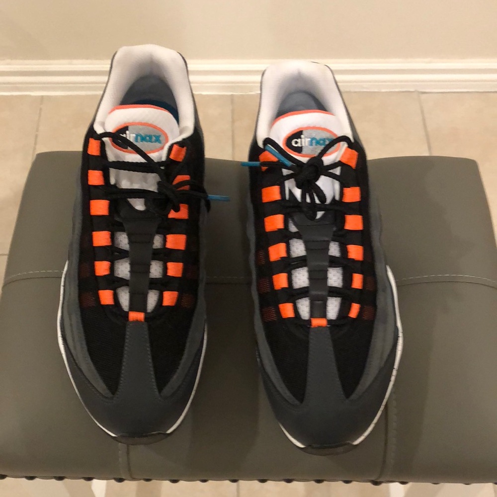 AIR MAX “95” BLACK SPECKLED SIZE 11.5